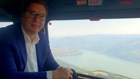 PREDSEDNIK NA PUTU ZA KLADOVO - Vučić objavio fotografiju iz helikoptera: Srbija je prelepa, a Dunav njen biser (FOTO)