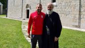 ŠKULETIĆ SE OKREPIO U PIVI: Fudbaler Monpeljea leto provodi u Crnoj Gori posećujući pravoslavne svetinje