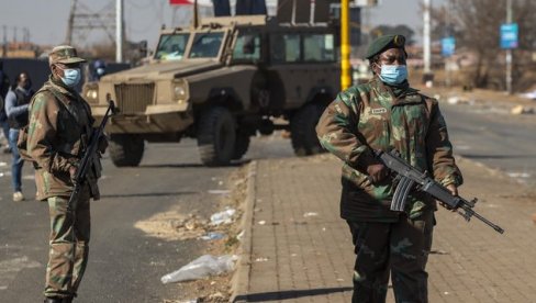 PREDSEDNIK IZVEO 25.000 VOJNIKA NA ULICE JUŽNE AFRIKE: Stiže odgovor na nasilne proteste i pljačke