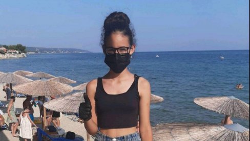 DEVOJČICA (12) SPASILA ŽIVOT TURISTI U GRČKOJ: Onesvestio se i potonuo, mala heroina odmah pritrčala u pomoć