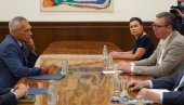 ВУЧИЋ СА ХАРЧЕНКОМ: Председник разговарао са руским амбасадором о билатералној сарадњи