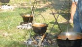 У СУБОТУ „ОСТРОВАЧКА ЧОРБИЈАДА“: Бројни кулинари такмиче се у кувању чорбе