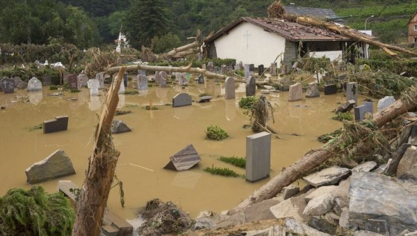 НЕМАЧКЕ ВЛАСТИ У СТРАХУ: Бојимо се да се катастрофа са поплавама не претвори у екстремно ширење вируса