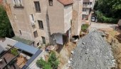 INVESTITOR MORA DA PLATI ŠTETU: Posle urušavanja dela zgrade na Vračaru građevinari saniraju ogromnu temeljnu jamu
