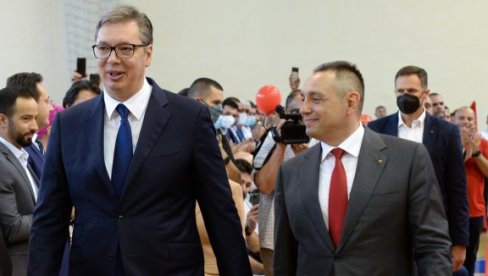 VULIN POSLAO JAKU PORUKU: Zahvaljujući predsedniku Vučiću, Srbija se uspešno izborila sa migrantskom krizom
