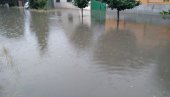 ПОПЛАВЉЕНА БАЊА ЈУНАКОВИЋ: У Апатину хаос због поплава, основана група за помоћ грађанима