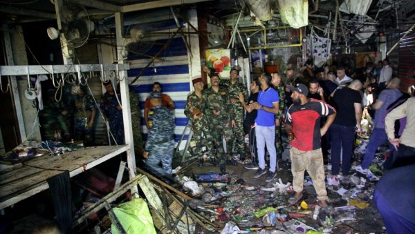РАСТЕ БРОЈ НА СТРАДАЛИХ: Нови биланс - у експлозији на пијаци у Ираку погинуло 35 људи