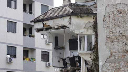 KRIVIČNE NA ČEKANJU: Još jedan deo oštećene zgrade u Vidovdanskoj ulici broj 2a na Vračaru ce ponovo zatresao i obrušio