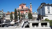 НА КОРАК ОД “НАРАНЏАСТЕ ФАЗЕ”: Словенији прети епидемиолошка катастрофа на јесен ако се грађани старији од 50 година не вакцинишу