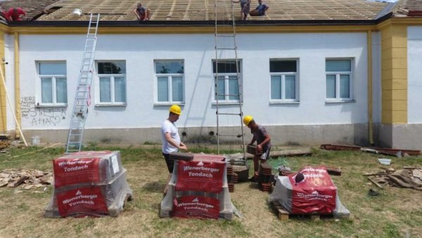 У СУСРЕТ ОБЕЛЕЖАВАЊУ ДВА ВЕКА ПОСТОЈАЊА: Реконструкција школе у Церовцу