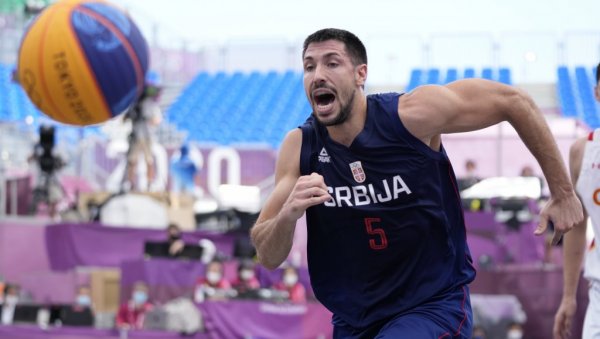 СМЕШИ СЕ ОДБРАНА ТИТУЛЕ: Баскеташи Србије у полуфиналу против Русије