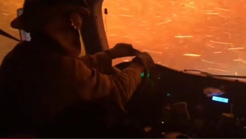 ВОЖЊА КРОЗ ПАКАО: Ватрогасци снимили како се пробијају кроз пожар у Орегону (ВИДЕО)