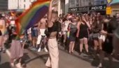 ЛГБТ ПИТАЊЕ ПОДИГНУТО НА ПОЛИТИЧКИ НИВО: Прави хаос на Прајду у Будимпешти - учесници згрожени одлуком владе (ФОТО)