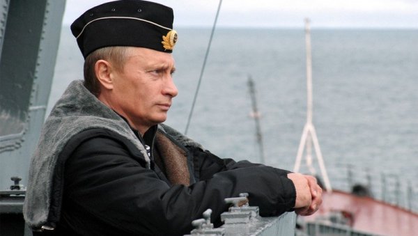ОДБИО ВАНРЕДНЕ ВОЈНЕ ВЕЖБЕ: Путин -Не желим да Русија доприноси тензији