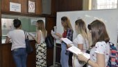 СТУДЕНТИ ПОДРЖАВАЈУ МЕРЕ УПРАВЕ ФАКУЛТЕТА: Медицинари сагласни са одлуком о ковид пропусницама