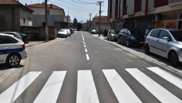 УЛОЖЕНО ДЕВЕТ МИЛИОНА: Завршена реконструкција Југ Богданове улице у Лесковцу