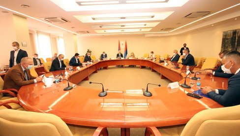 UJEDINJENI! Politički lideri u Republici Srpskoj potpisali zaključke usaglašene na sastanku održanom u ponedeljak