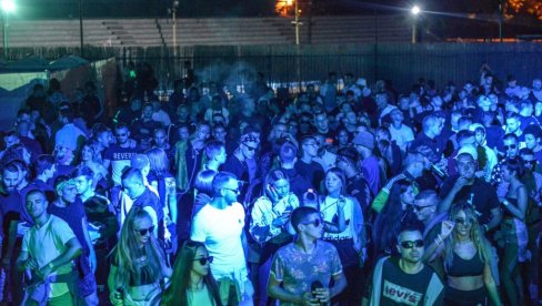 VIŠE OD 1.000 LJUDI POSETILO MORAVA FEST: Organizatori ocenili - komentari više nego pozitivni! (FOTO)