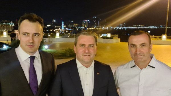 СРБИ КОД АЛИЈЕВА: Никола Селаковић у посети Азербејџану упознао и наше земљаке