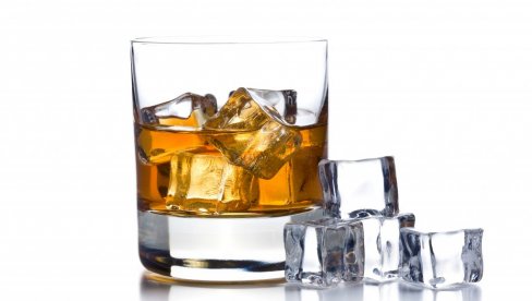 ALKOHOLIZAM UZEO MAHA: Broj smrtnih slučajeva uzrokovanih alkoholom lane najveća od 2008.