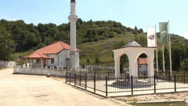 МЕЏЛИС ПРОВОЦИРА СРБЕ: Незаконито дограђен споменик тзв. армији БиХ код Гацка