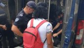 POLICIJA PRIVELA 81 MIGRANTA U BEOGRADU: Velika akcija u tri opštine, sprovedeni u prihvatne centre (FOTO)