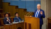 KATNIĆ HTEO DA ME UHAPSI: Predsednik Vlade Crne Gore Zdravko Krivokapić poručio na sednici parlamenta