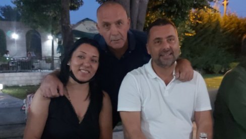 EMOTIVNO VEČE U NIKŠIĆU: Upriličena svečanost za srećan put Radmili Raičević koju čeka transplantacija bubrega u Turskoj (FOTO)