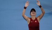 БЕЛИНДА БЕНЧИЋ ПОКОРИЛА ТОКИО: Швајцарска тенисерка освојила злато на Олимпијским играма