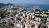 NEKOLIKO DOJAVA O BOMBI: U više škola na crnogorskom primorju nema nastave, deca vraćena kući