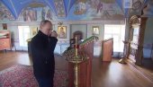 ПУТИН ЧУВА ПРАВОСЛАВЉЕ: Председник Русије у манастиру који је по његовом налогу подигнут из пепела (ВИДЕО)