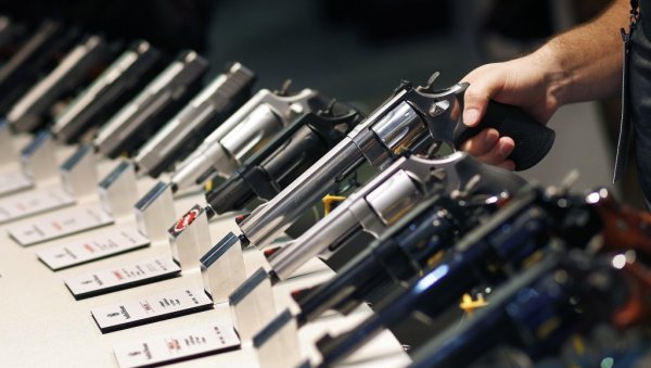 ОПТУЖЕНИ КОЛТ И СМИТ И ВЕСОН: Мексико тужио највеће америчке произвођаче оружја - тражи одштету од 10 милијарди долара