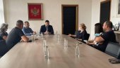 POVODOM GODIŠNJICE ZLOČINA U AKCIJI OLUJA: Gradonačelnik Nikšića primio izbeglice iz Krajine