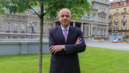 DELEGACIJA BEOGRADA PUTUJE U SANKT PETERBURG: Predstavnici dva grada potpisaće važan sporazum