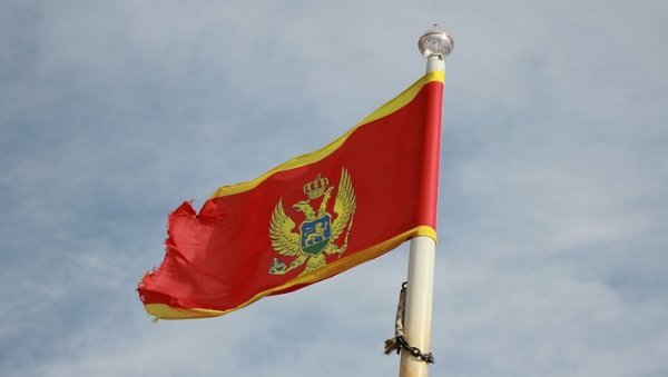 СМЕЊУЈУ СРПКИЊЕ: Влада Црне Горе усвојила предлог министарства просвете да смени две директорке