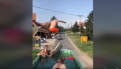 НИЈЕ У МОРУ, АЛИ НИЈЕ НИ У ЛАВОРУ: Ово се не виђа сваки дан - како је екипа из Новог Сланкамена доскочила врућини! (ВИДЕО)