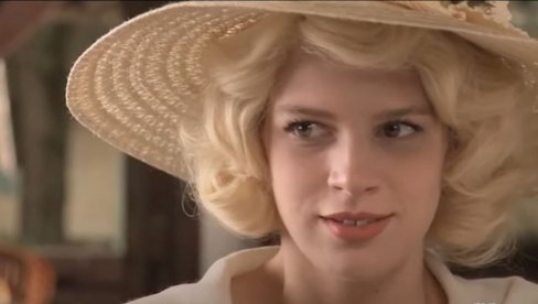 NEDA IZ SERIJE GREH NJENE MAJKE UŽIVA U LUKSUZU: Glumica živi u SAD, ne bavi se glumom, a evo šta sada radi!