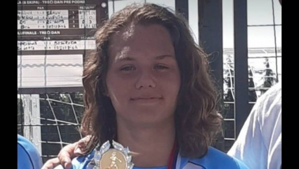 ВЕЛИКА НАДА СРПСКОГ ФУДБАЛА: Нађа Увалин, суперталентовано дете - са 15 година, конкурише са старијима за репрезентацију Србије У-17