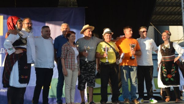 „ТОРНАДО“ ОДУВАО ОСТАЛЕ ТАКМИЧАРЕ: На Гулашијади у Свилајнцу такмичило се 38 екипа из целе Србије