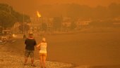 OD DIMA SA EVIJE SUNCE SE NE VIDI: Na grčkom ostrvu požar besni već sedmi dan, njegove se posledice osećaju i u Atini