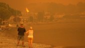 VATRA BESNI NA KRFU I RODOSU, EVAKUIŠU SE GRAĐANI NA EVIJI: U Grčkoj izbila 64 nova požara (VIDEO)