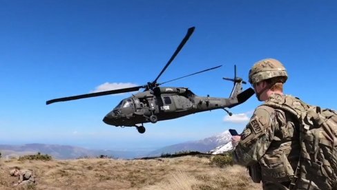 ПОГИНУО ПРИПАДНИК КФОР-а: Хеликоптером хитно пребачен у Приштину, убрзо подлегао повредама