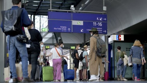 MASOVNI ŠTRAJK U PONEDELJAK U NEMAČKOJ: Očekuje se kolaps u železničkom i avio saobraćaju