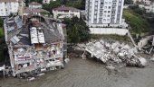 TURSKU NE PRESTAJU DA POGAĐAJU NESREĆE: Najmanje 40 osoba nastradalo u poplavama (FOTO)