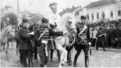 KRUNIDBENE INSIGNIJE KRALJA PETRA: Utvrđene za kulturno dobro od izuzetnog značaja