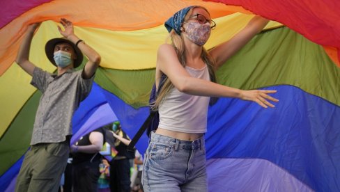 NEMA PROMENE SEKSUALNE ORIJENTACIJE LGBT OSOBA: Francuska skupština usvojila novi zakon, krivična odgovornost za tzv. terapije konverzije