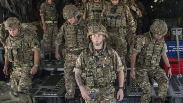 ПРИЈАТЕЉИ СЕ ПОВЛАЧЕ: Британски војни инструктори напуштају Украјину – следе их и Американци?