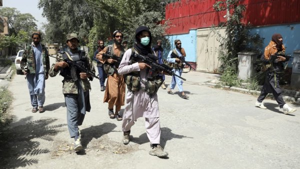ПОТПУНА КОНТРОЛА МЕДИЈА: Талибани забранили новинарима да извештавају о протестима