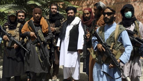 НЕМА КОМПРОМИСА! Талибани поручују да рок за евакуацију неће бити продужен