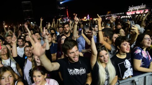 PLATITE HONORARE ILI ĆEMO NA SUD: Rok grupe koje su svirale na Bir festu prošle godine, još nisu dobile novac za nastupe
